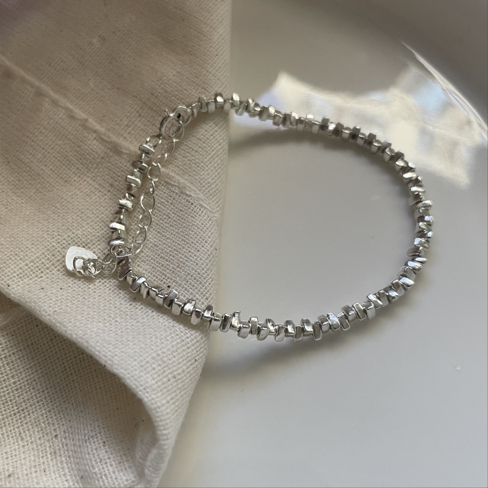192-Small-broken-silver-bracelet-1