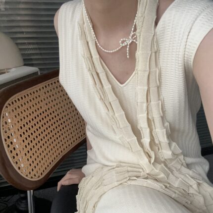 561 Rice grain bow natural pearls necklace (Chain length: 40-41cm)