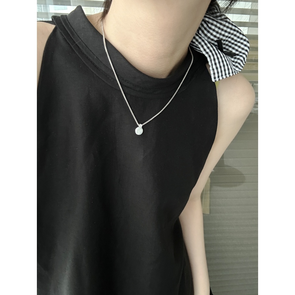 592-Small-round-diamond-Baroque-natural-pearl-necklace-1