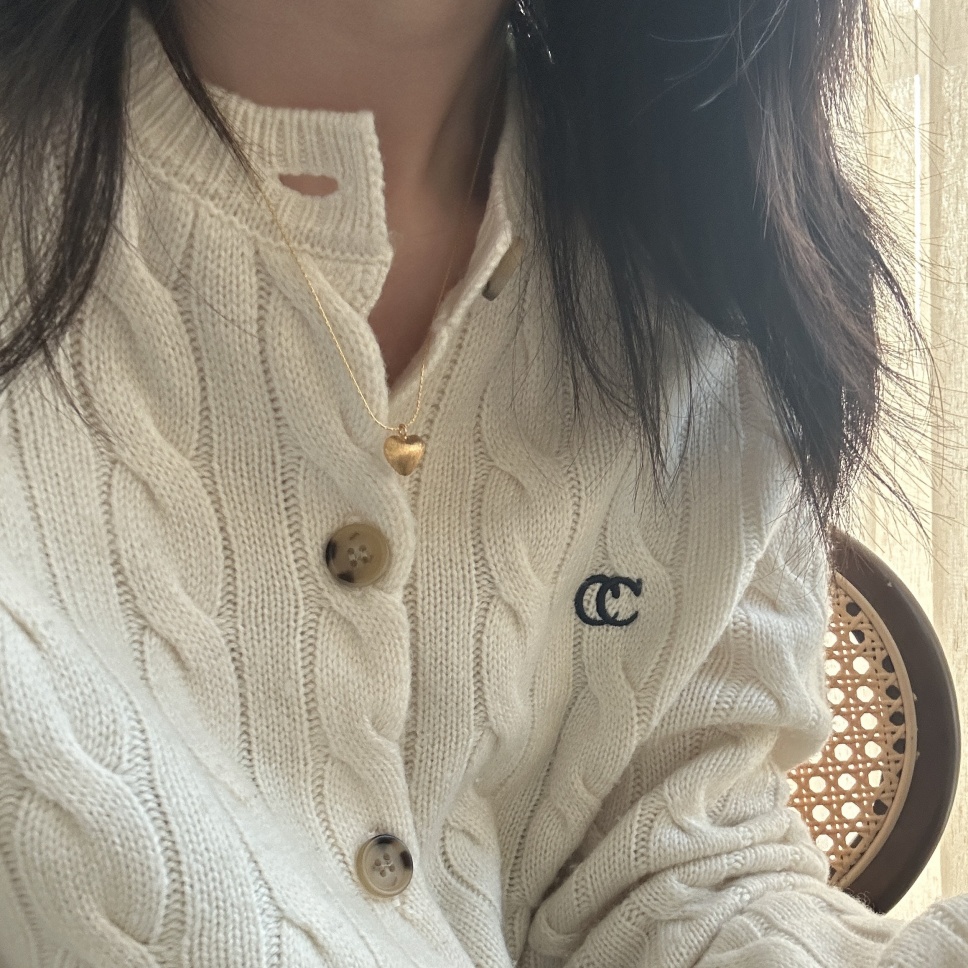 675-Frosted-love-heart-necklace-1